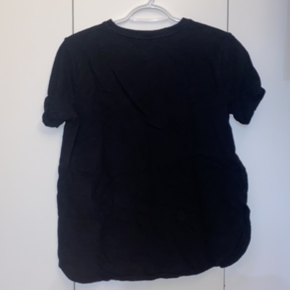 Black T-shirt - Picture 2 of 3